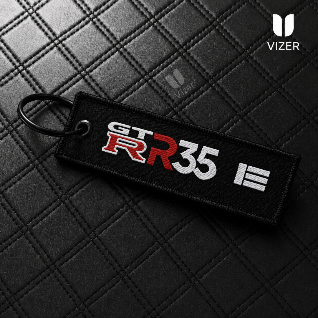 R35 BLACK KEYCHAIN WITH METAL KEY RING